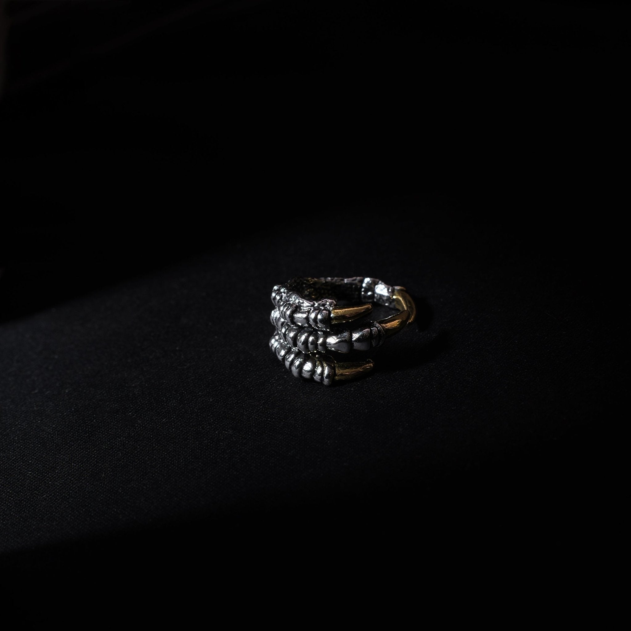 Dragon’s Claw Ring - Eleos