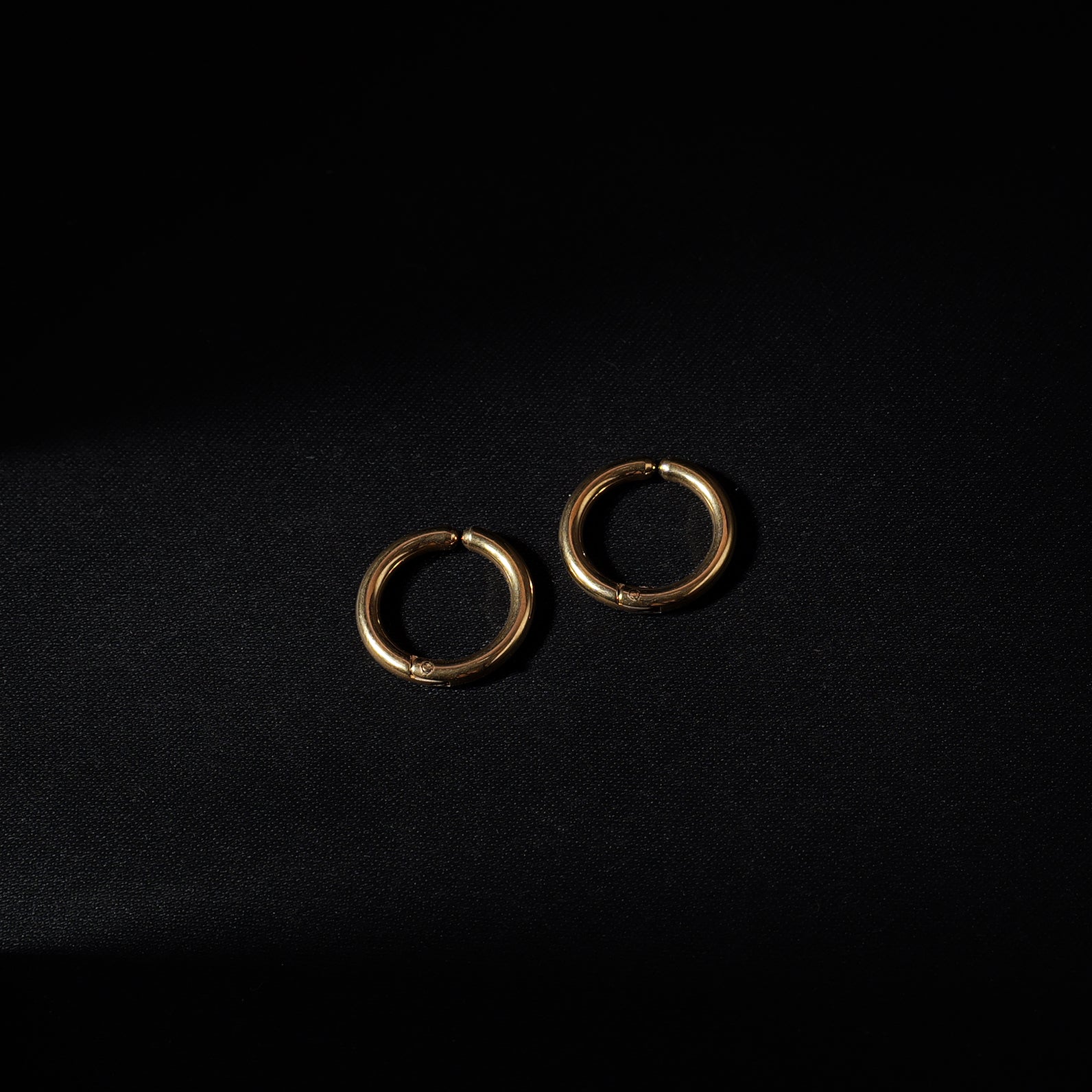 No Pierce Slim Hoops (Gold) - Eleos