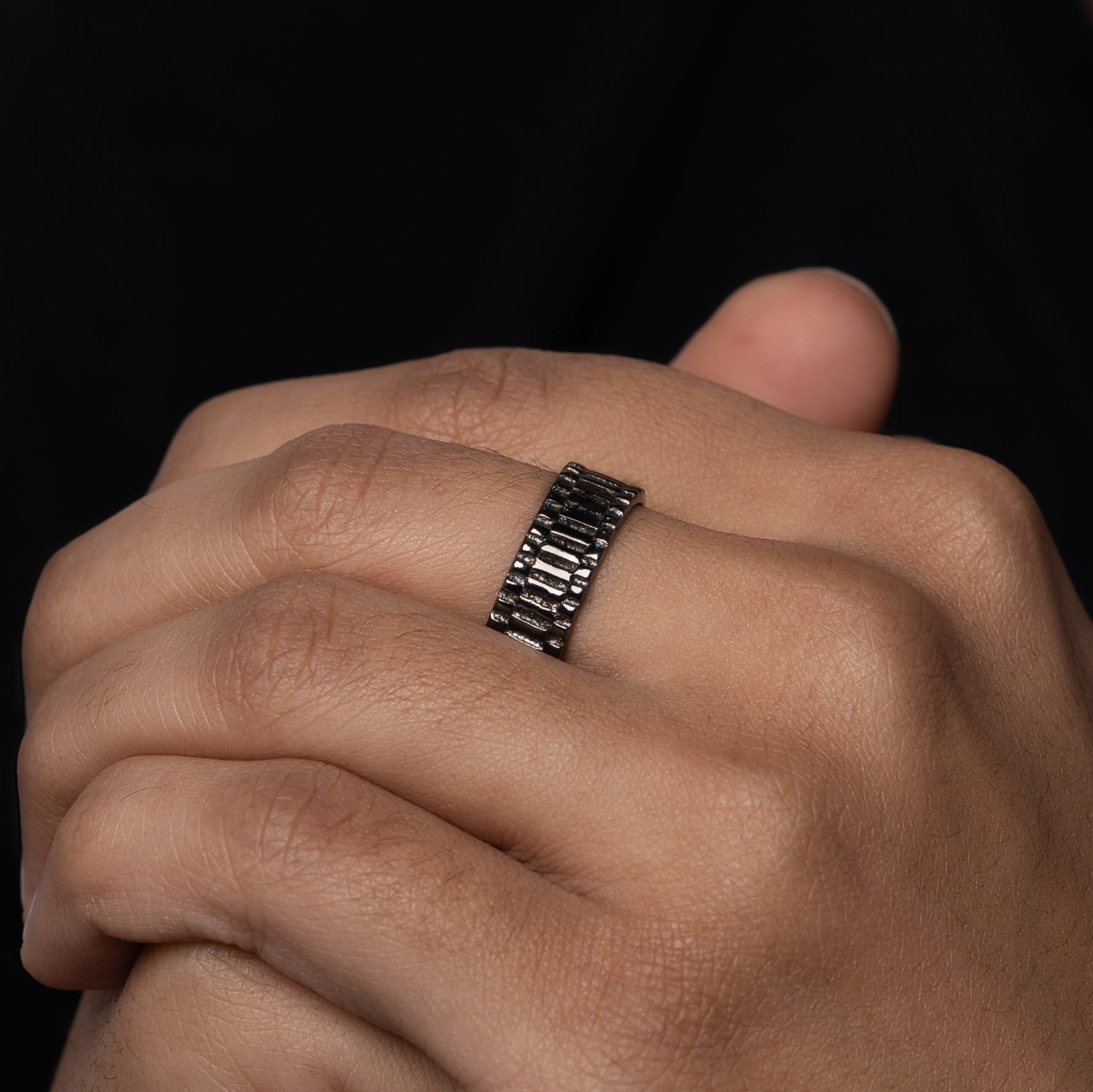 Presidential Luxe Ring (Black) - Eleos