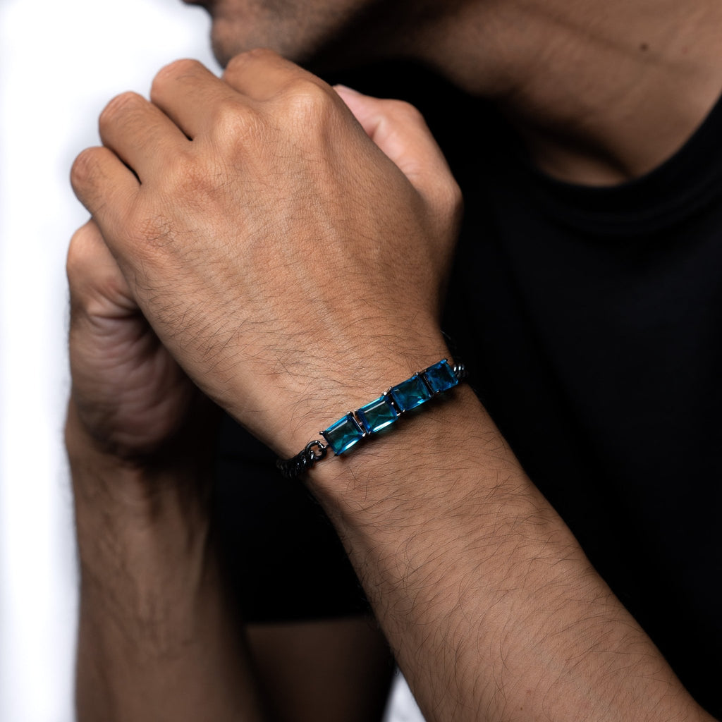 Regal Link Bracelet (Black Finish) - Eleos